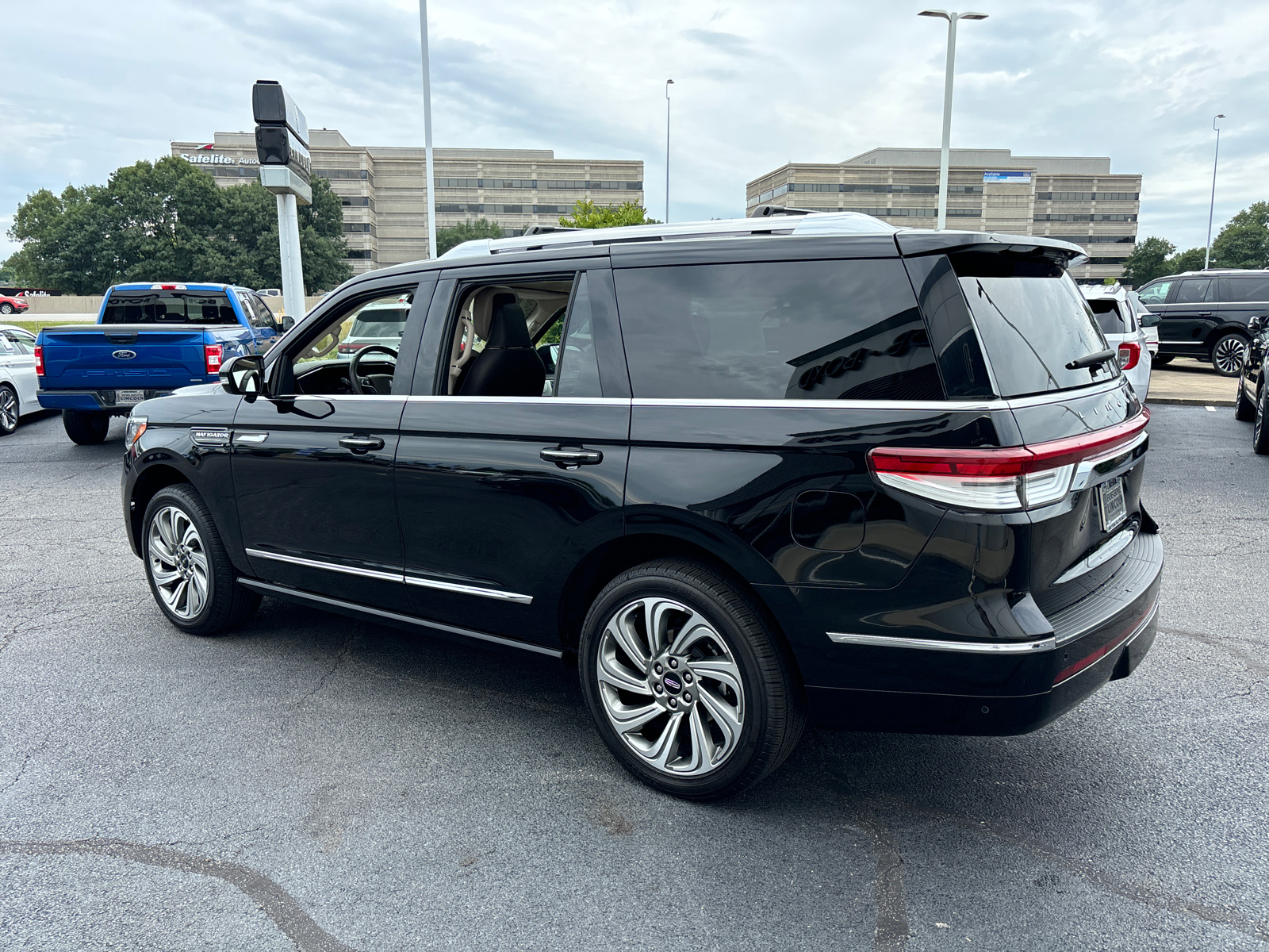 2023 Lincoln Navigator Reserve 5