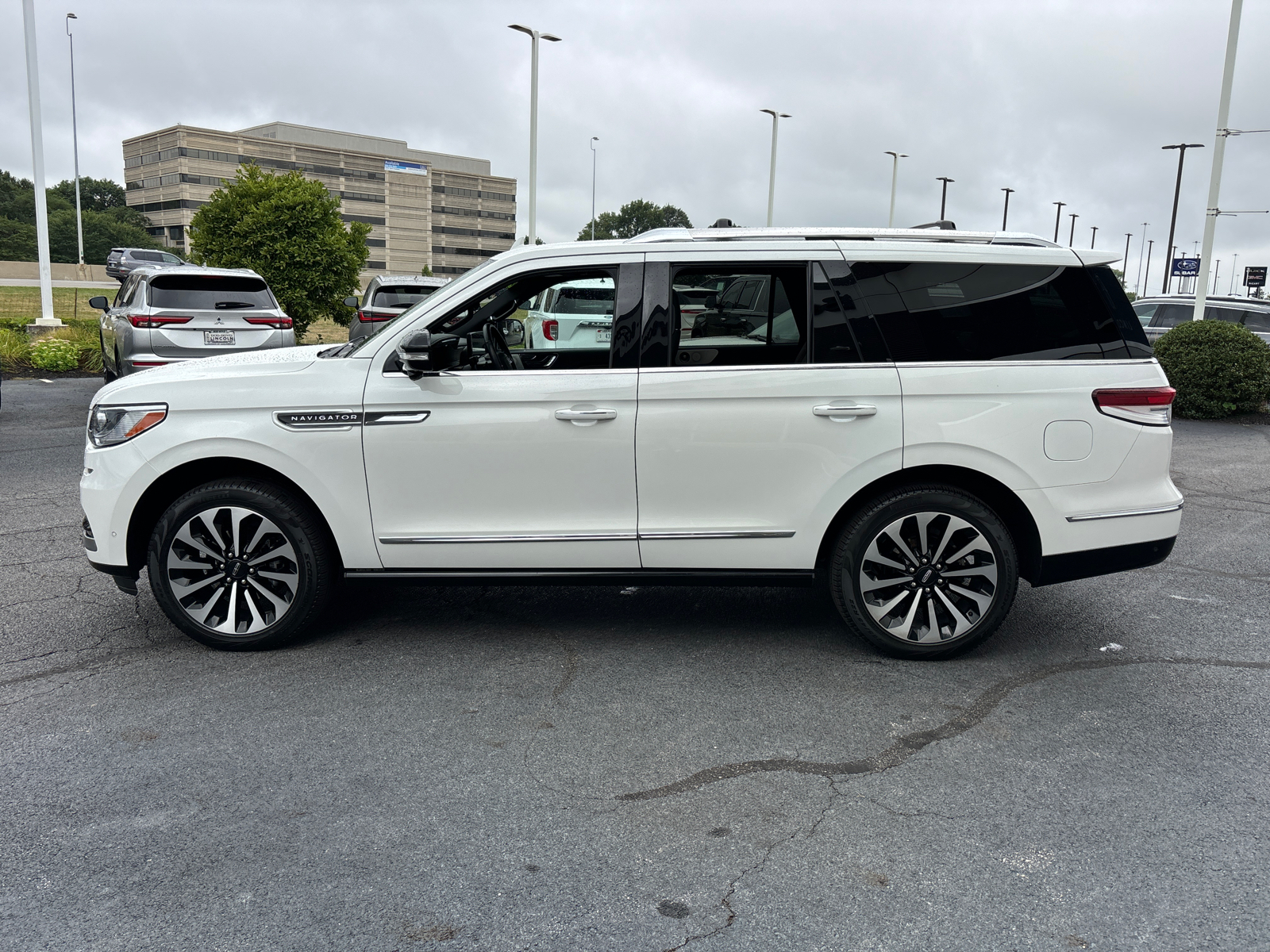 2023 Lincoln Navigator Reserve 4