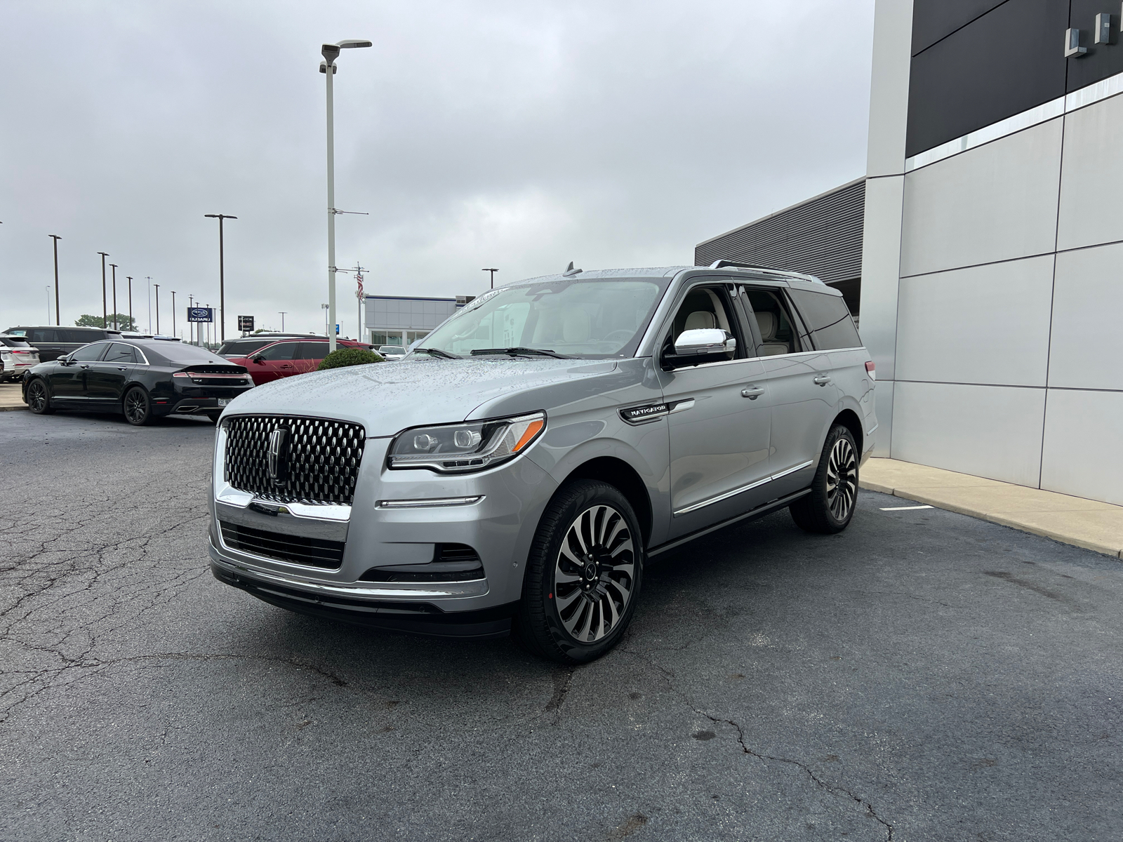 2022 Lincoln Navigator Black Label 3