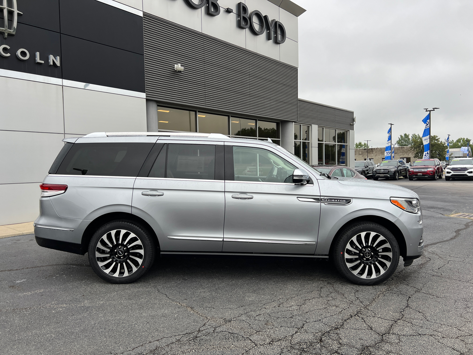 2022 Lincoln Navigator Black Label 9