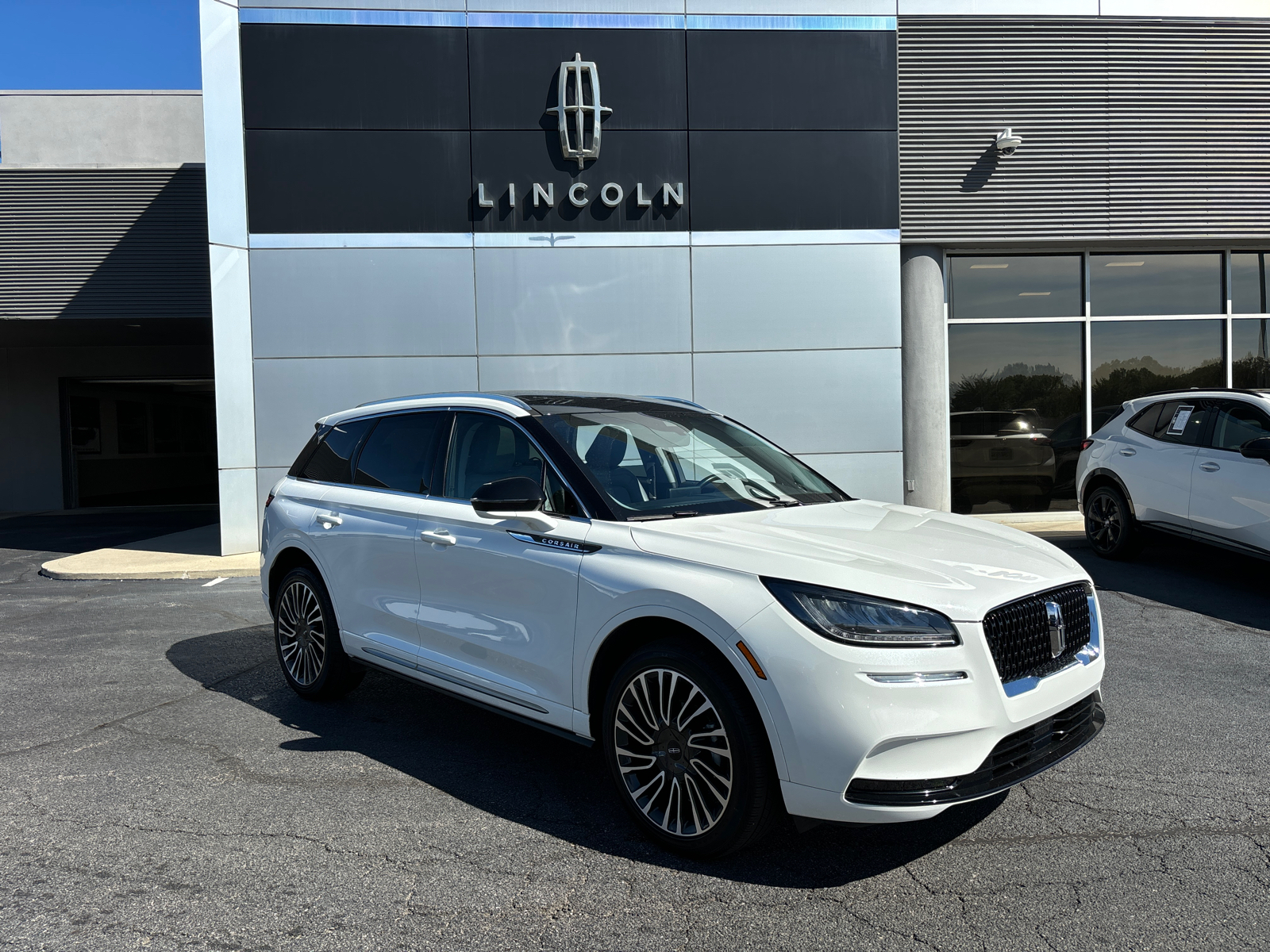 2021 Lincoln Corsair Reserve 1