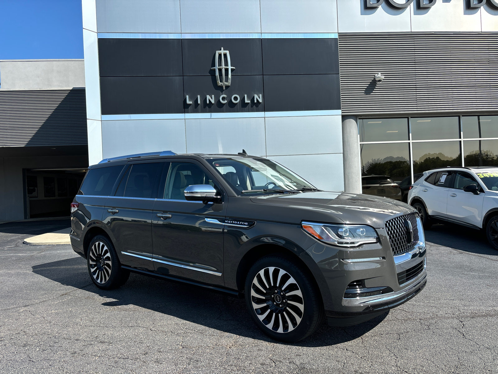 2022 Lincoln Navigator Black Label 1