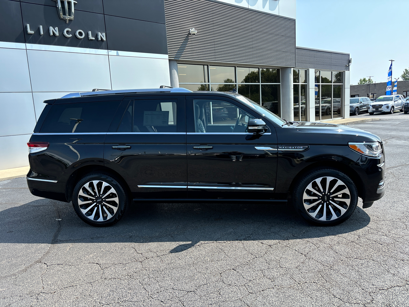 2024 Lincoln Navigator Reserve 8