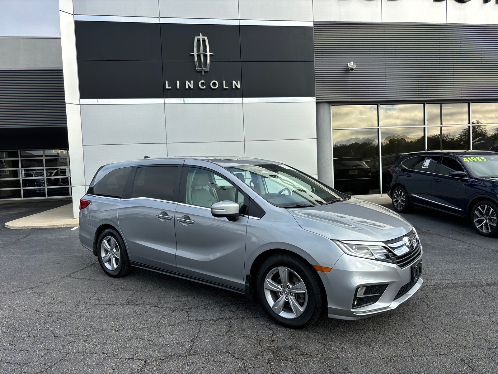 2019 Honda Odyssey  1