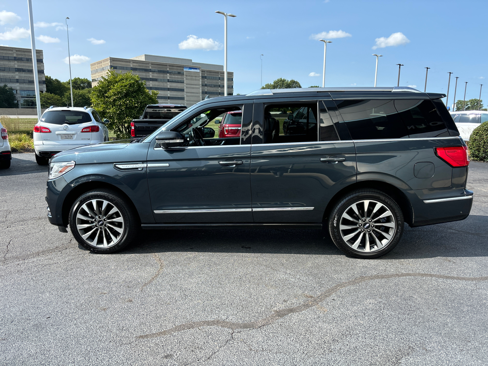 2021 Lincoln Navigator Reserve 4