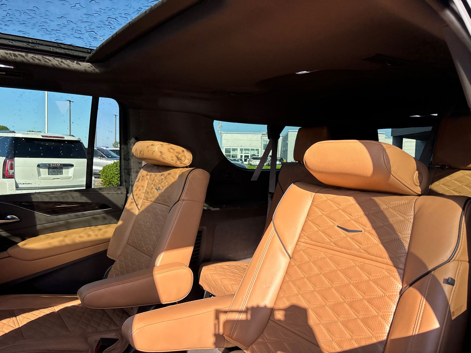 2021 Cadillac Escalade ESV Premium Luxury 25