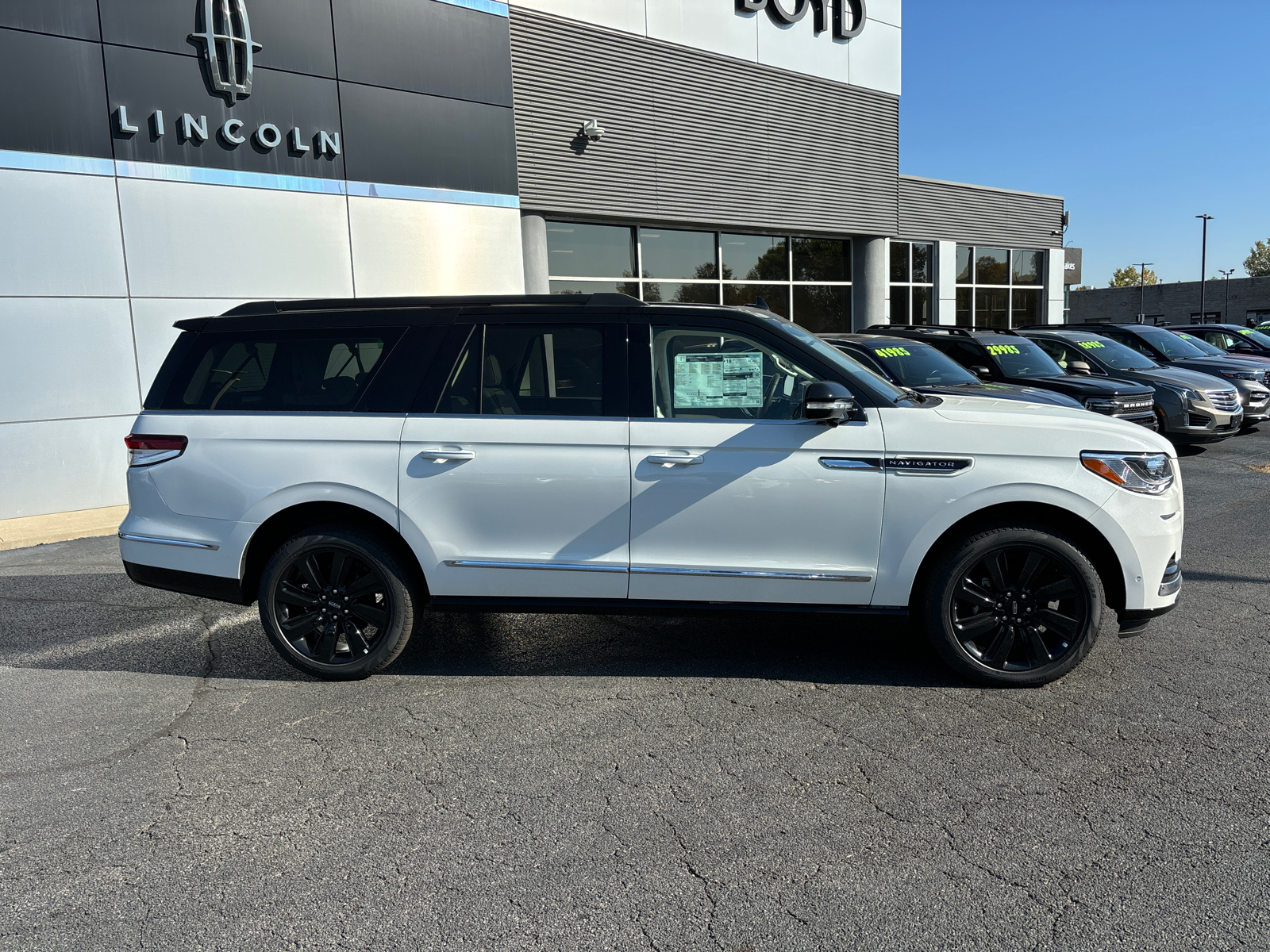 2024 Lincoln Navigator L Black Label 8