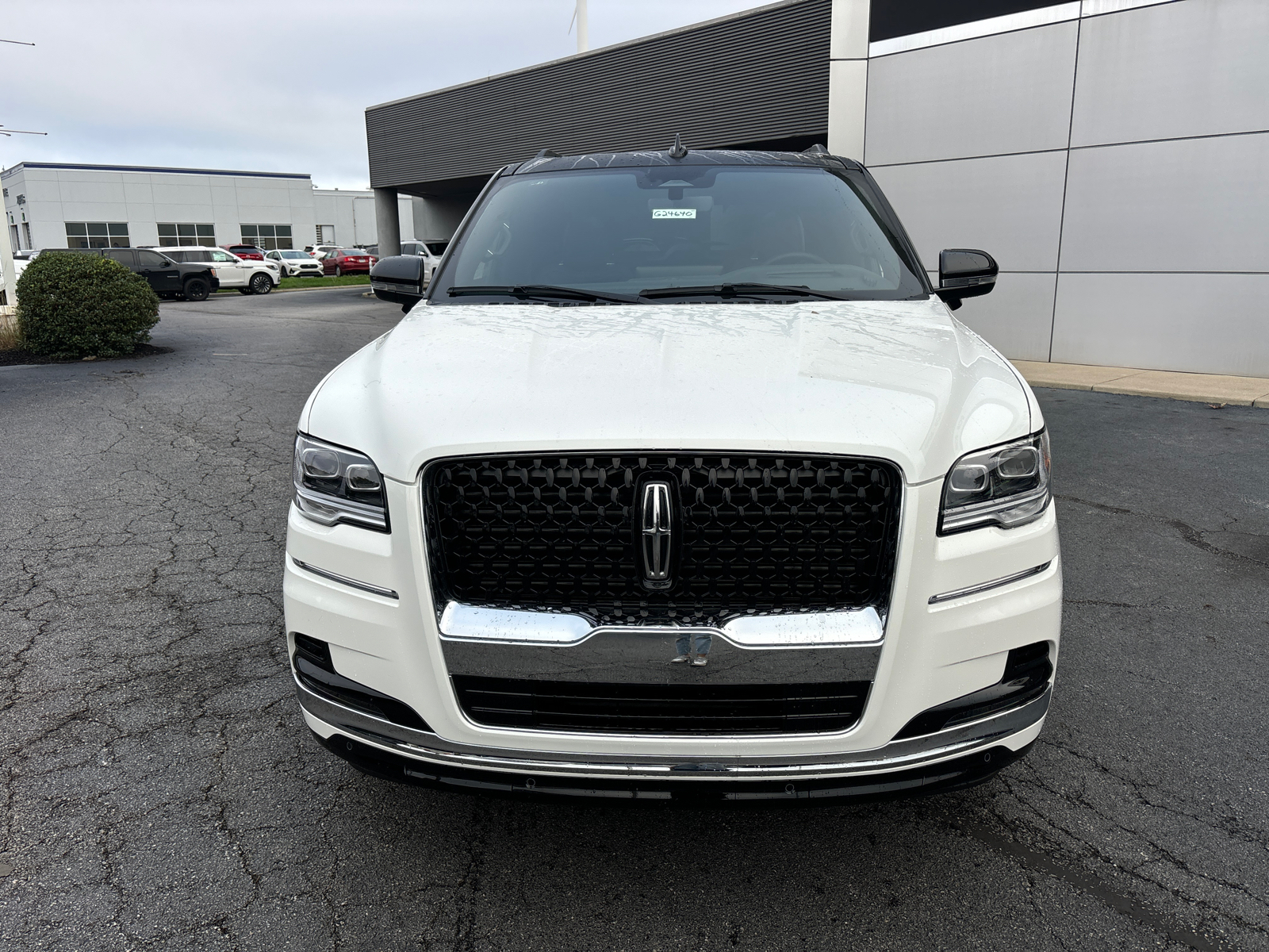 2024 Lincoln Navigator Black Label 2