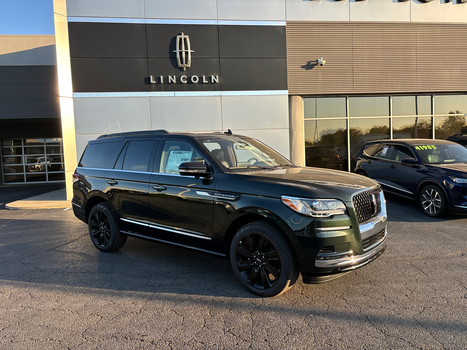 2024 Lincoln Navigator Black Label 1