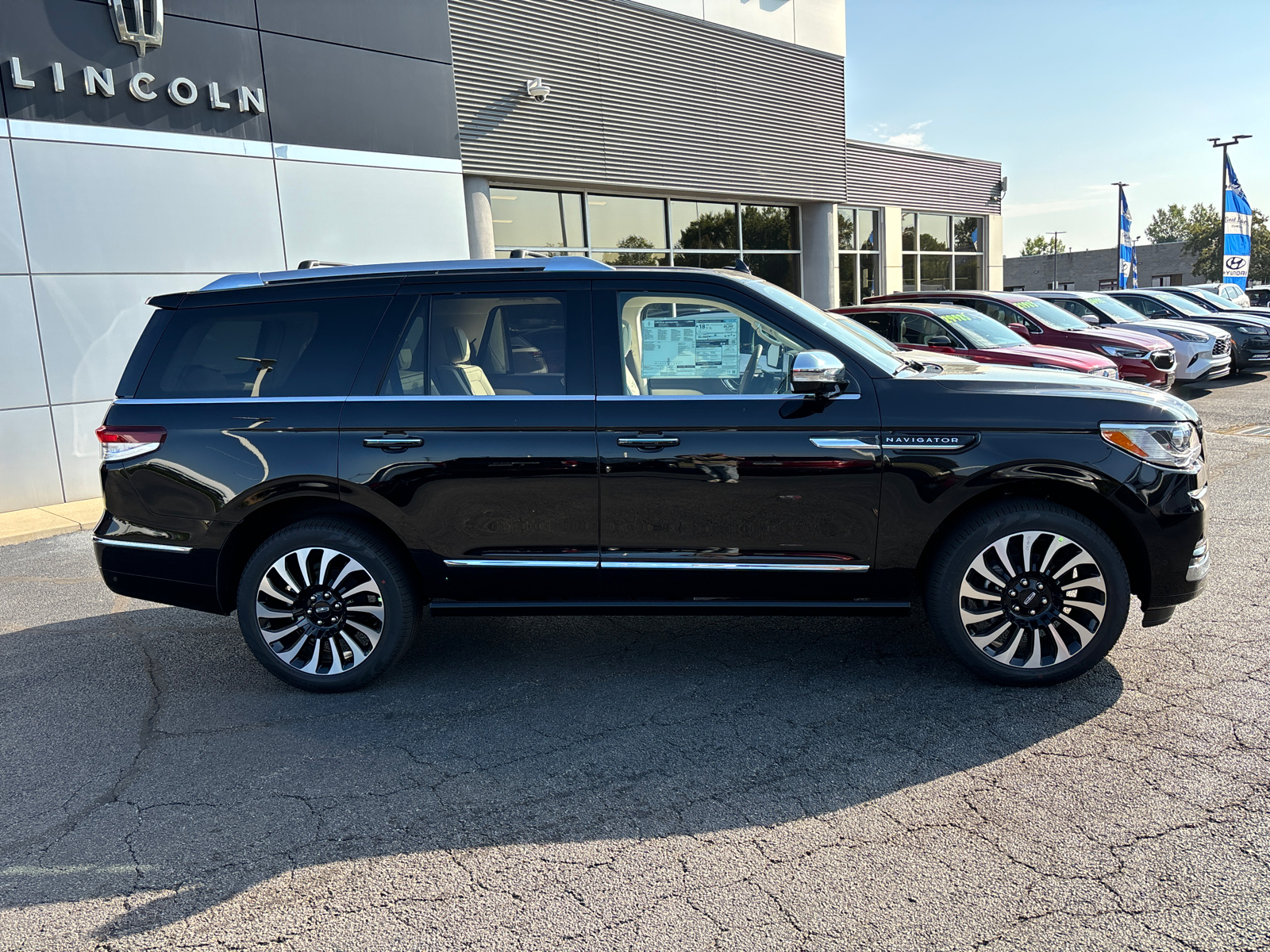 2024 Lincoln Navigator Black Label 8