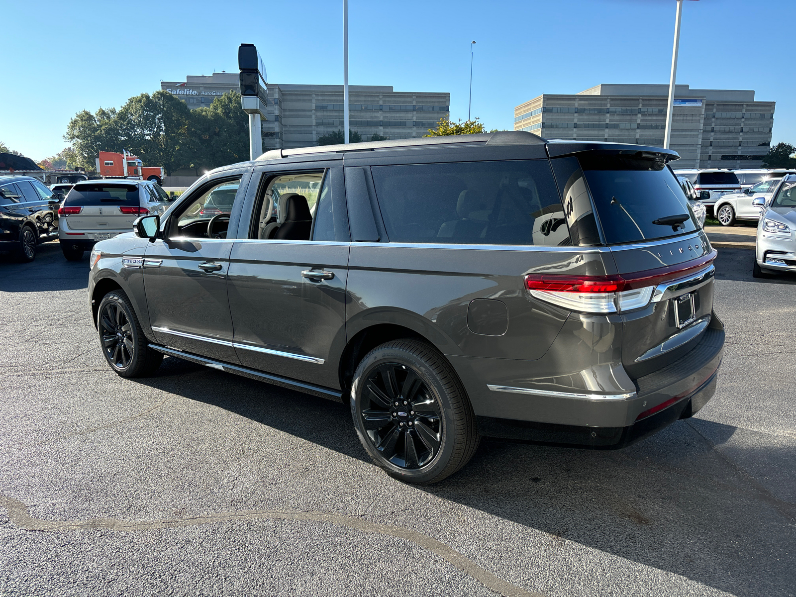 2024 Lincoln Navigator L Black Label 5