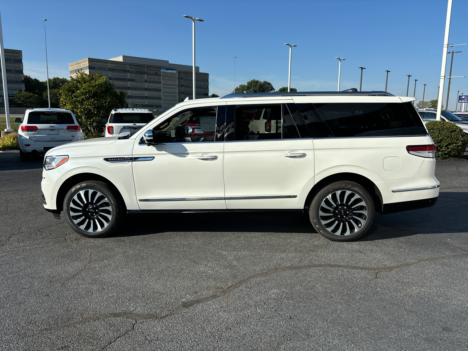 2024 Lincoln Navigator L Black Label 4