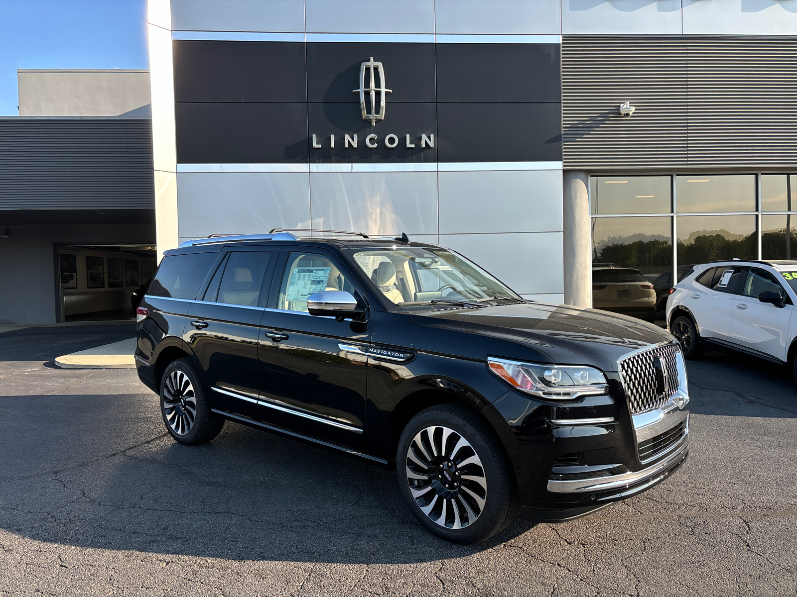 2024 Lincoln Navigator Black Label 1