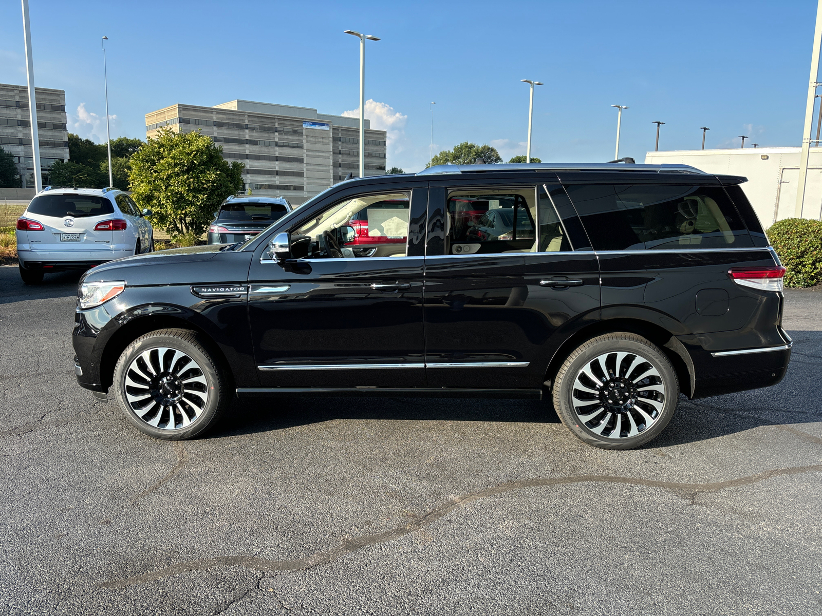 2024 Lincoln Navigator Black Label 4