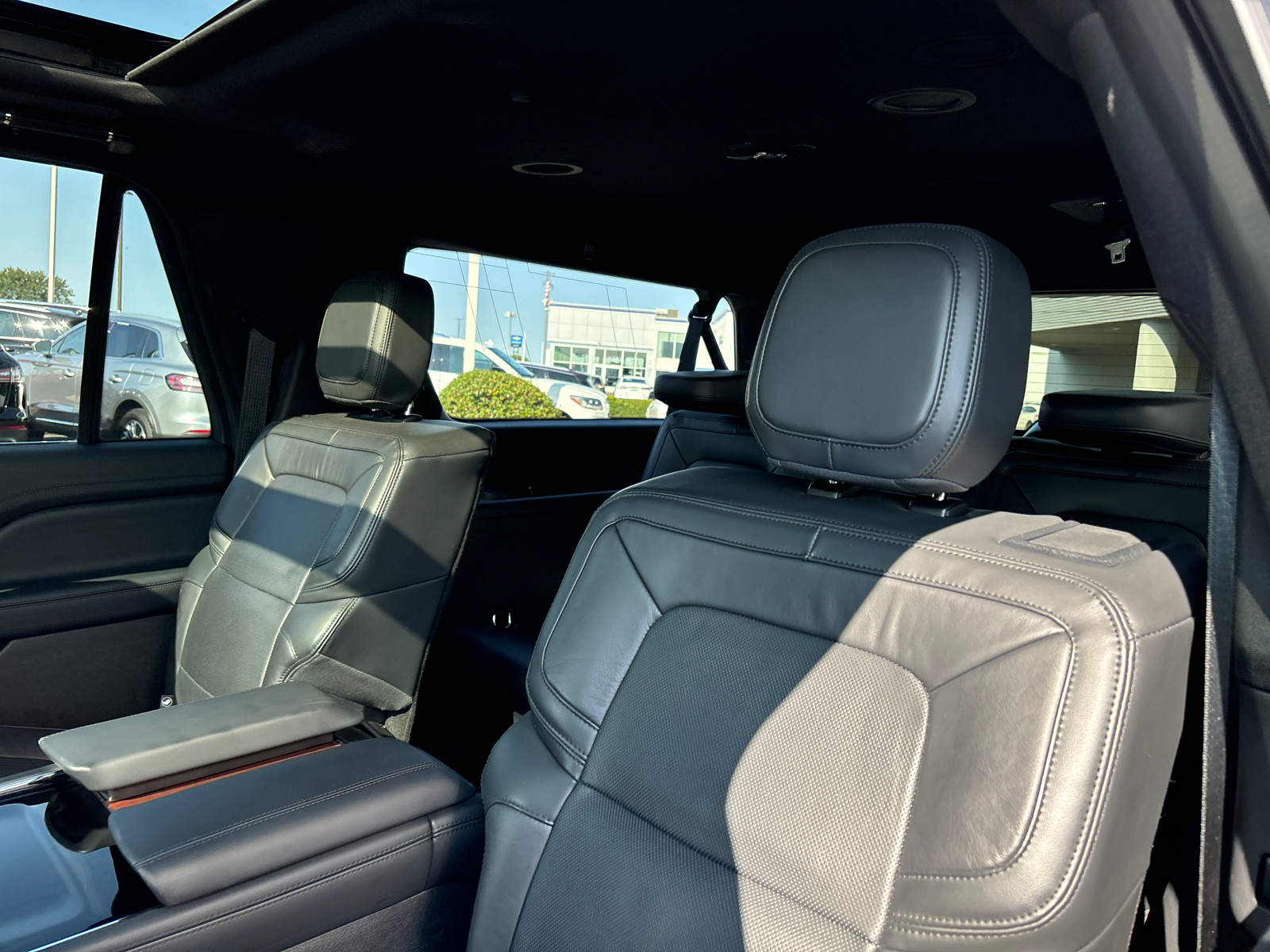 2022 Lincoln Navigator L Reserve 27