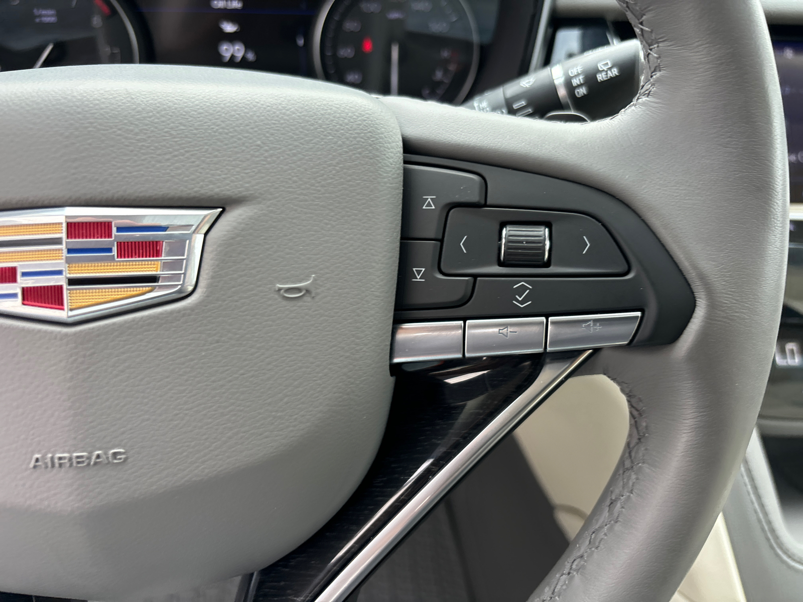 2023 Cadillac XT6 AWD Premium Luxury 18