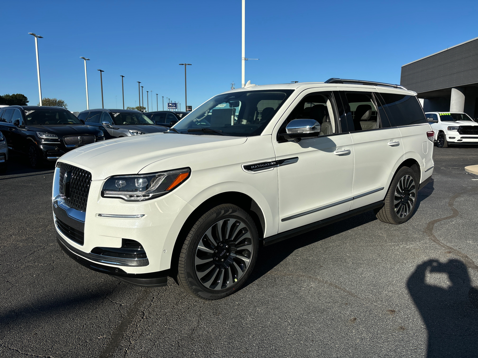 2024 Lincoln Navigator Black Label 3