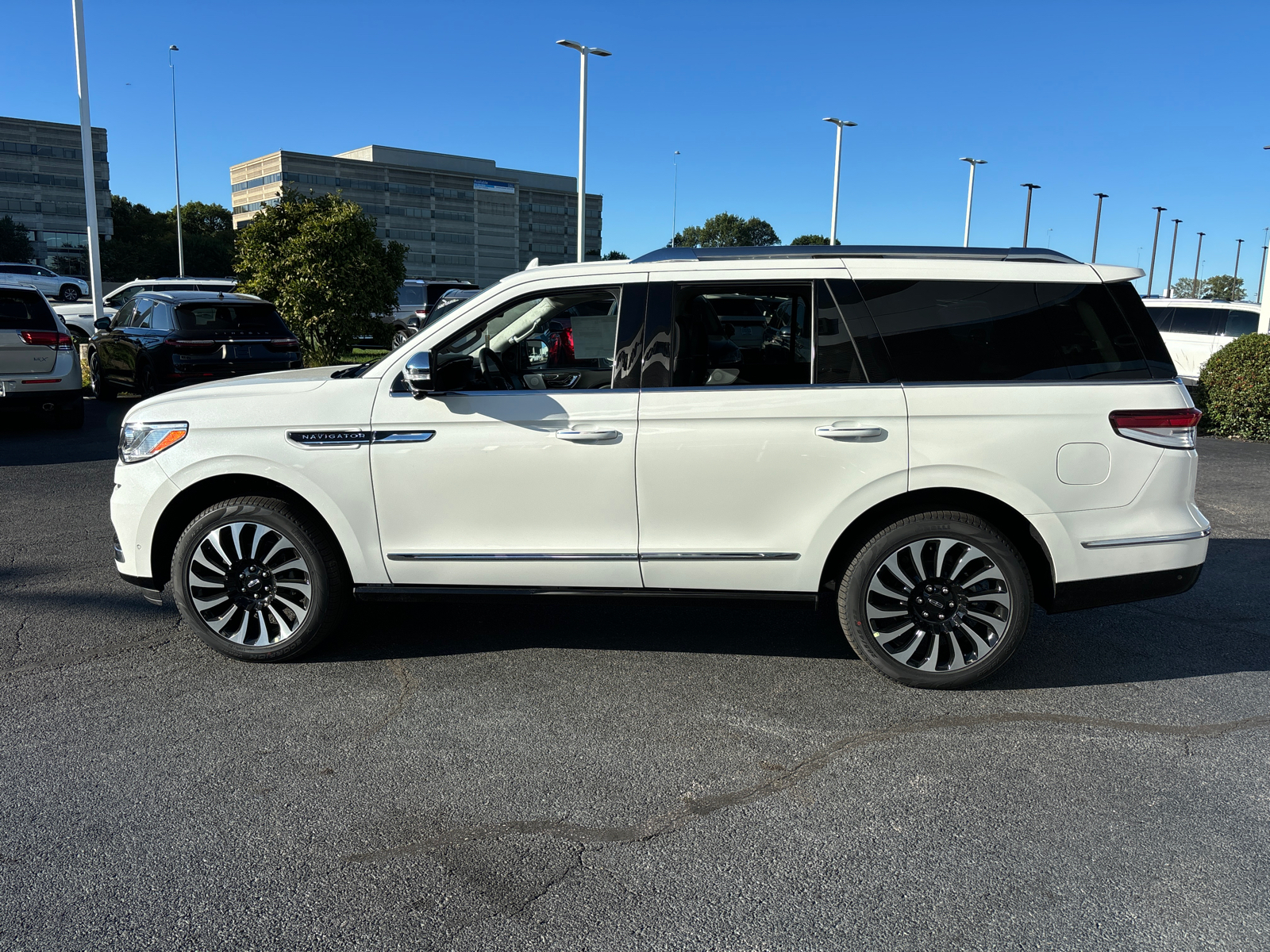 2024 Lincoln Navigator Black Label 4