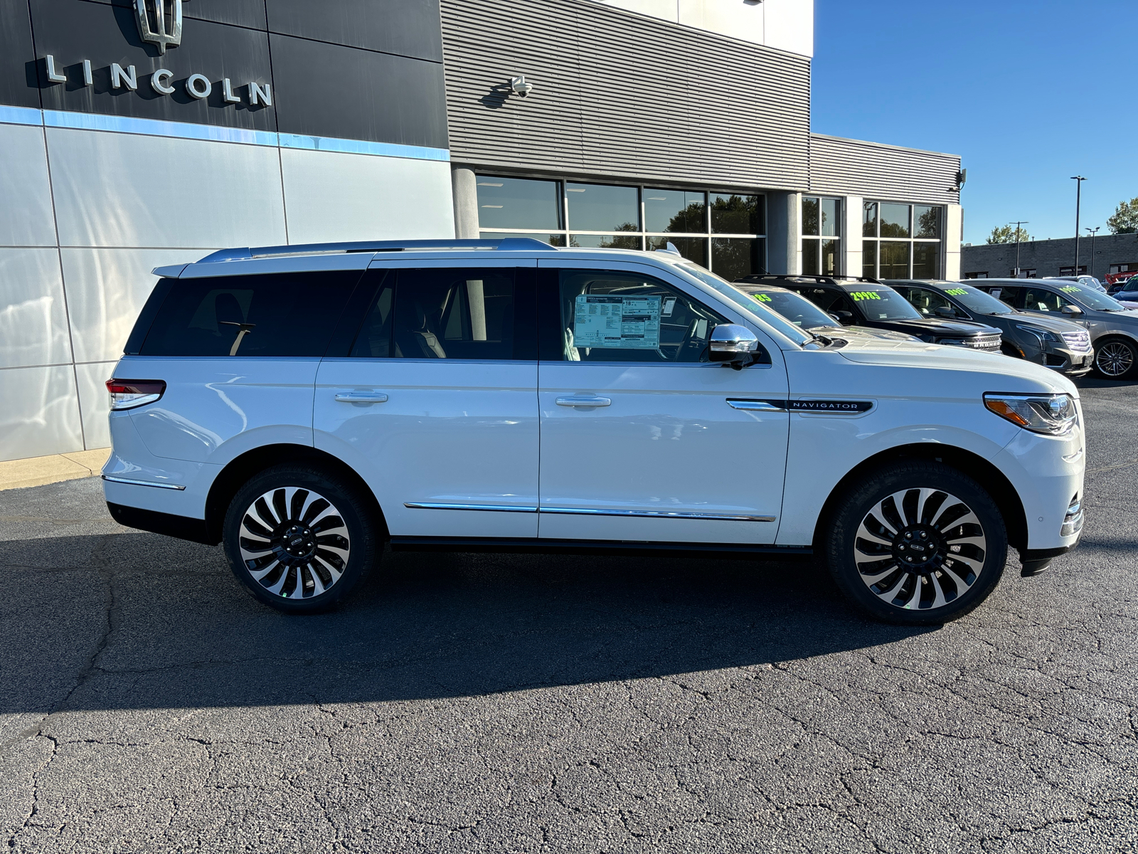 2024 Lincoln Navigator Black Label 8