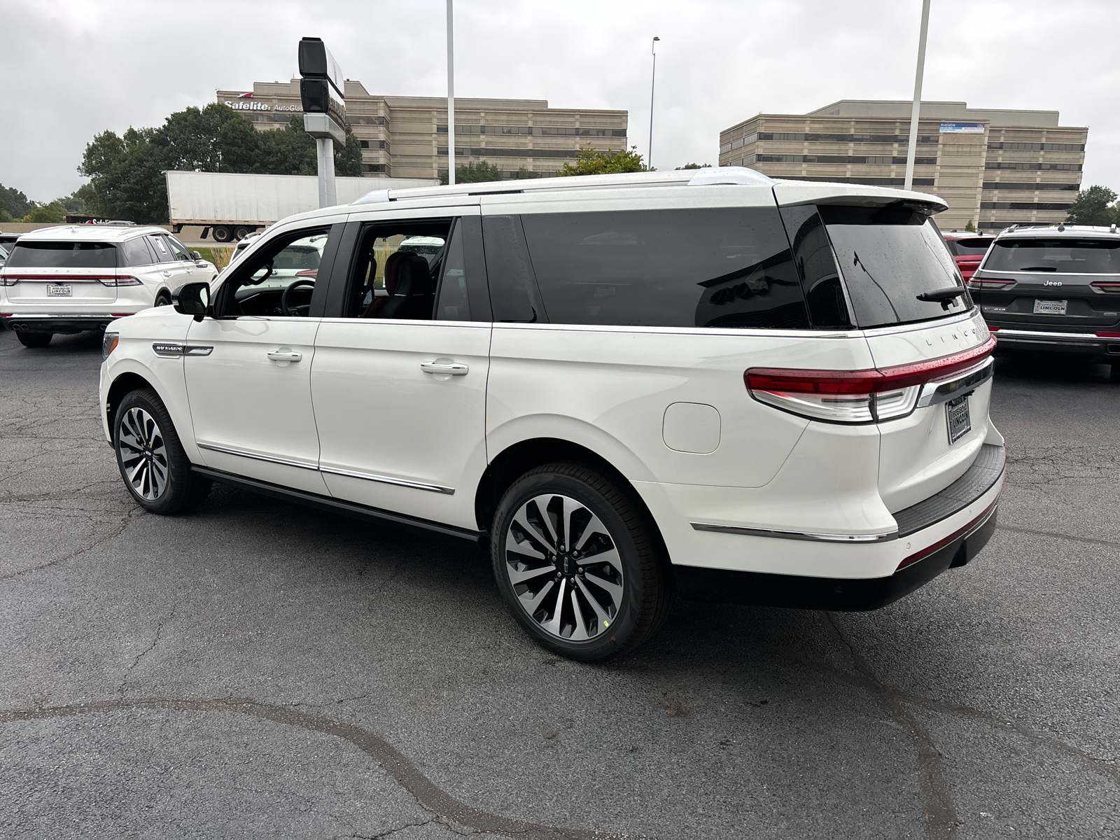 2024 Lincoln Navigator L Reserve 5