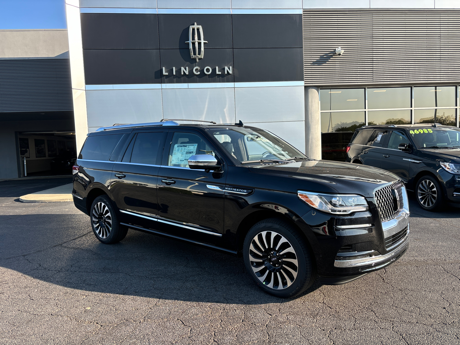 2024 Lincoln Navigator L Black Label 1