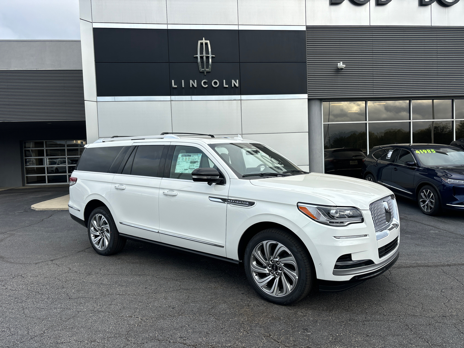 2024 Lincoln Navigator L Reserve 1