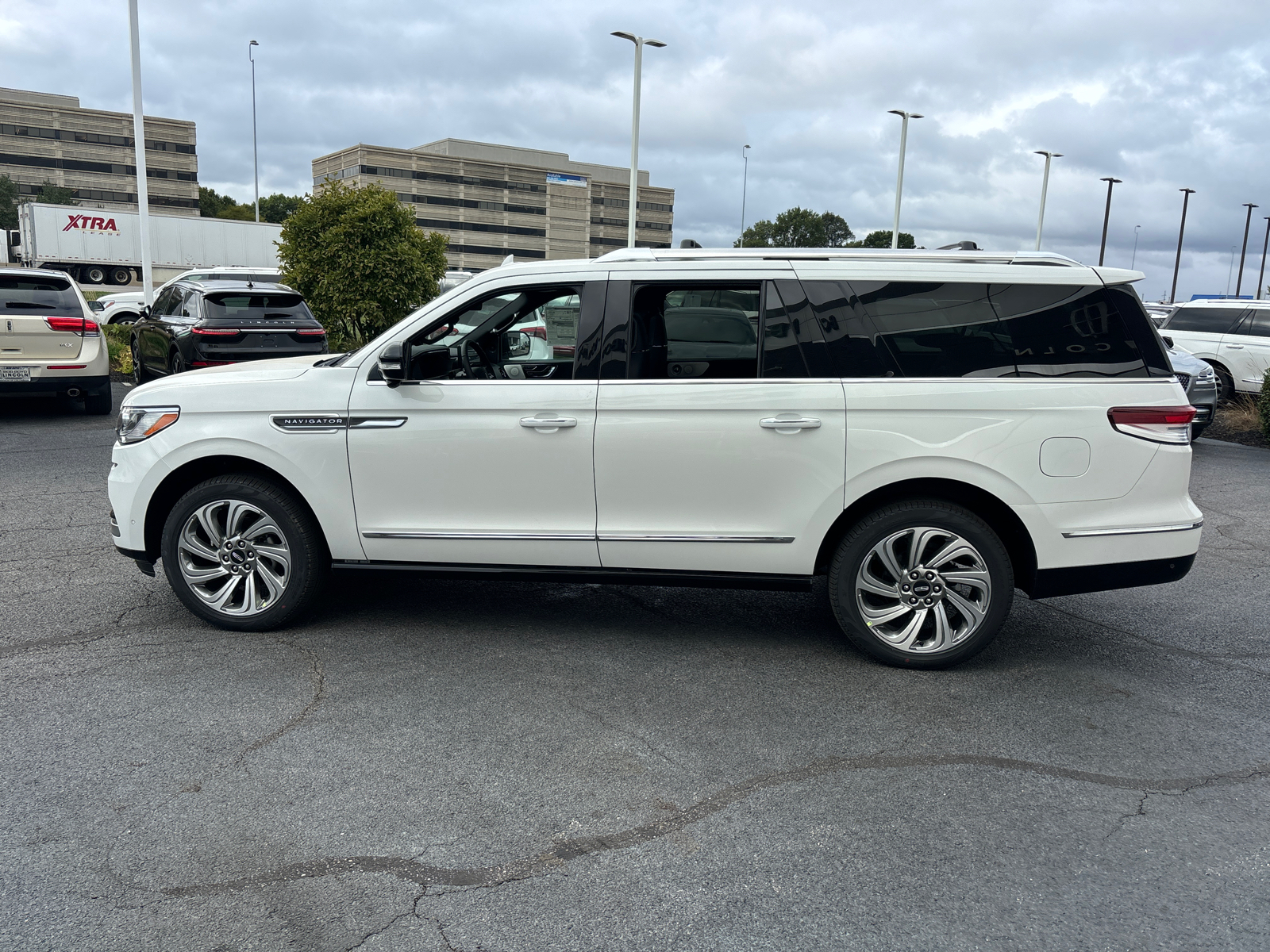 2024 Lincoln Navigator L Reserve 4