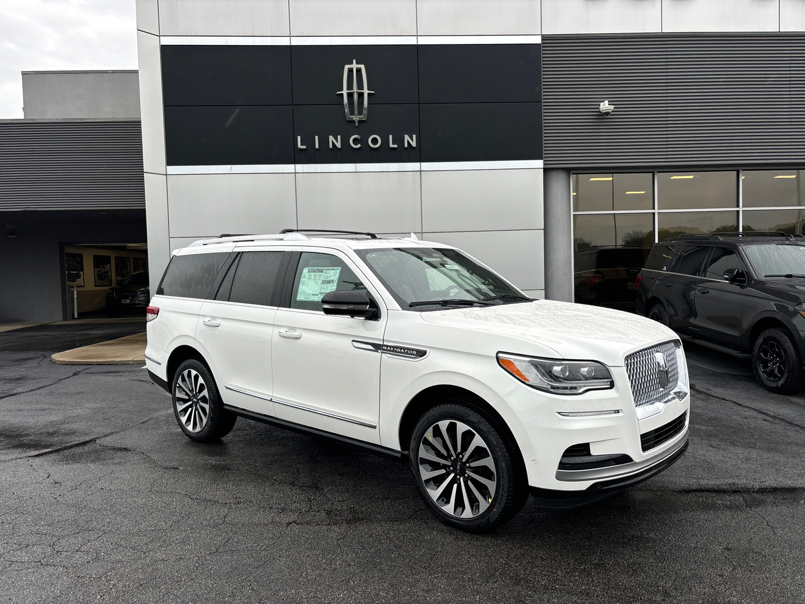 2024 Lincoln Navigator Reserve 1