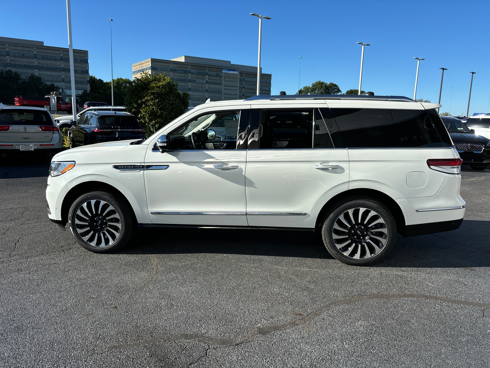 2024 Lincoln Navigator Black Label 4