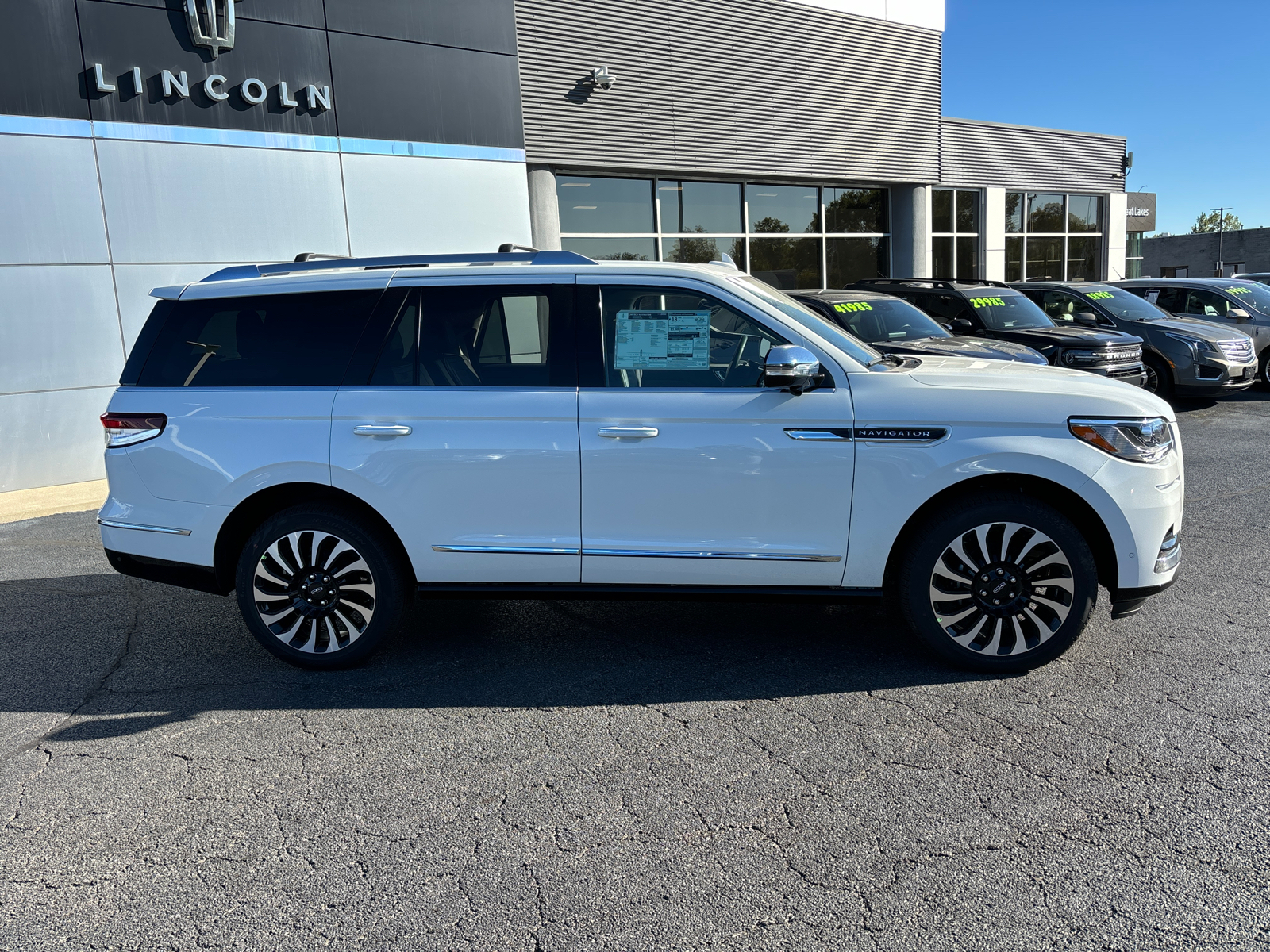 2024 Lincoln Navigator Black Label 8