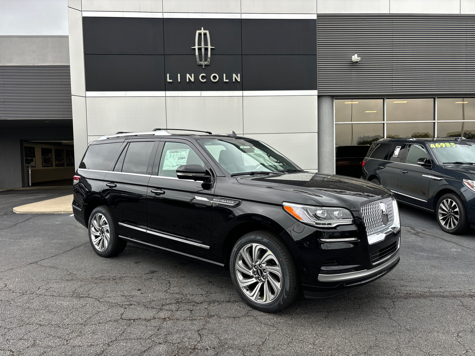 2024 Lincoln Navigator Premiere 1