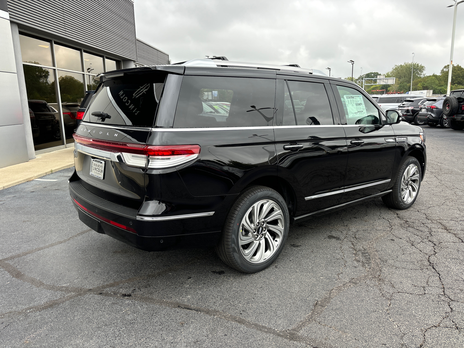 2024 Lincoln Navigator Premiere 7