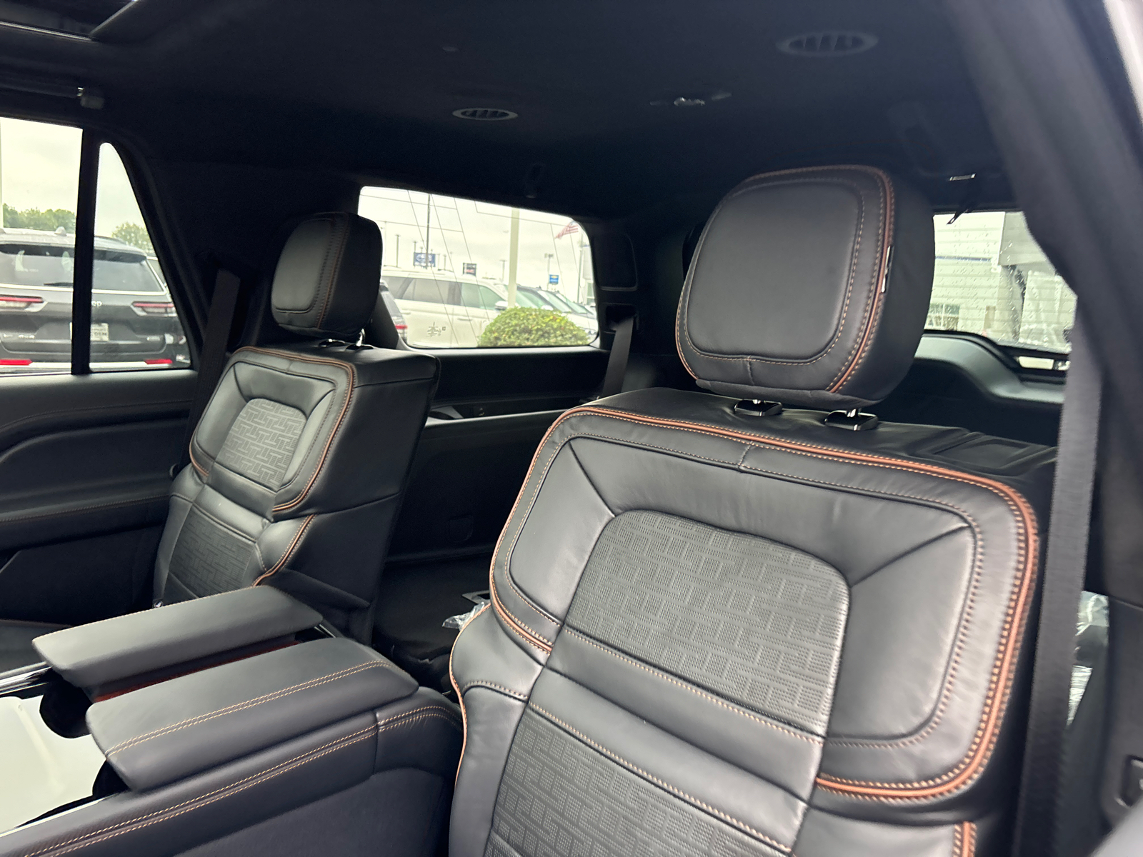 2024 Lincoln Navigator Black Label 27