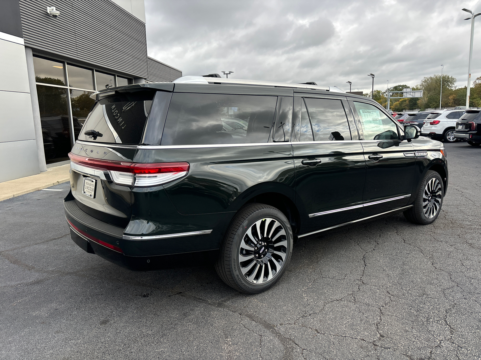 2024 Lincoln Navigator L Black Label 7