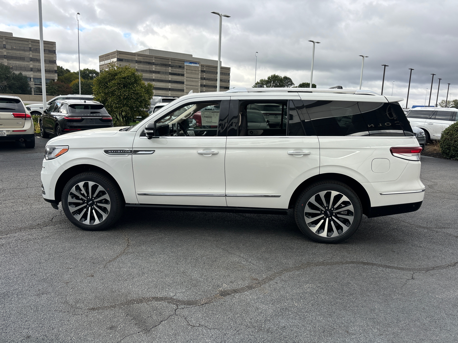 2024 Lincoln Navigator Reserve 4