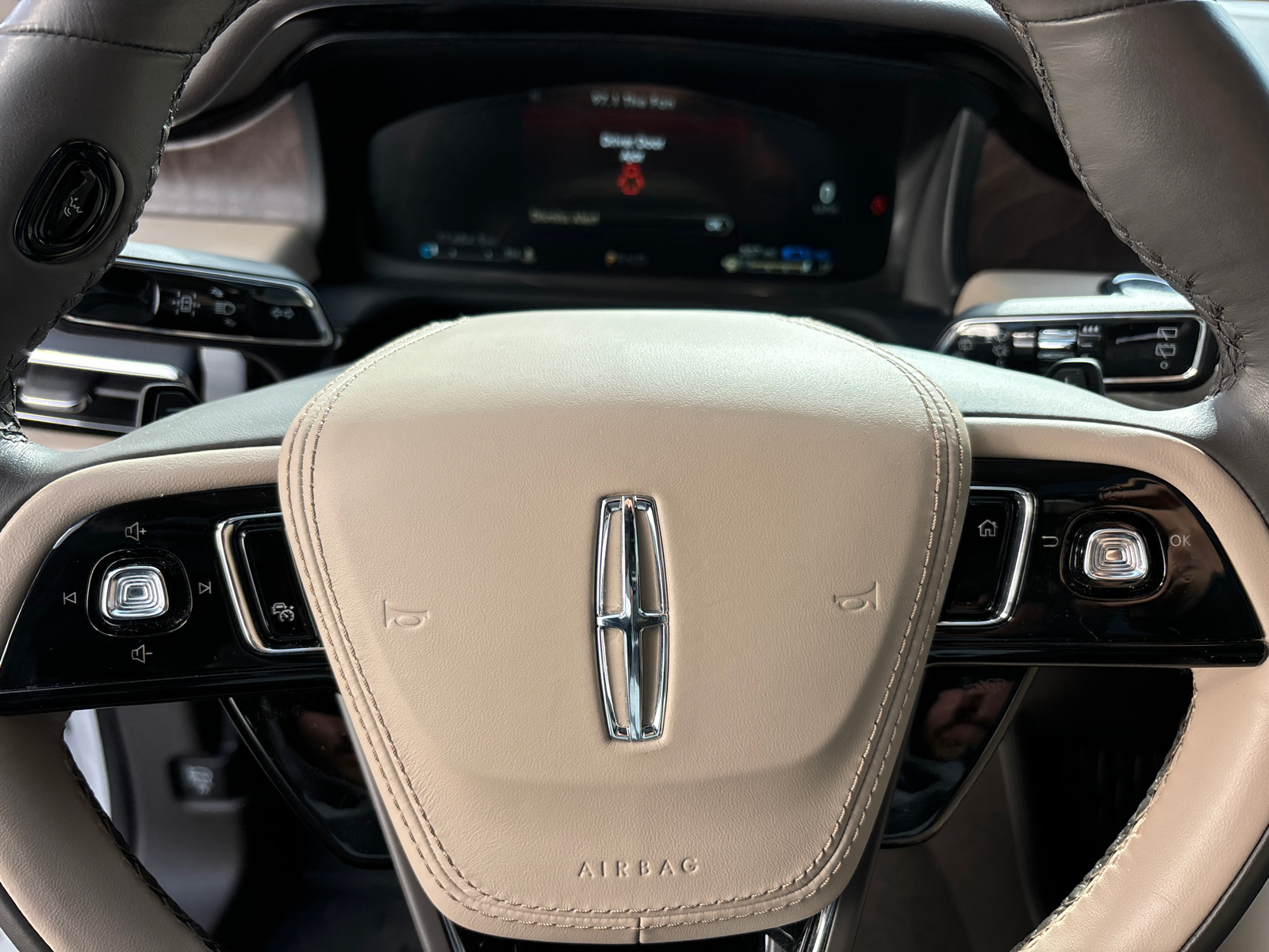 2023 Lincoln Aviator Grand Touring 18