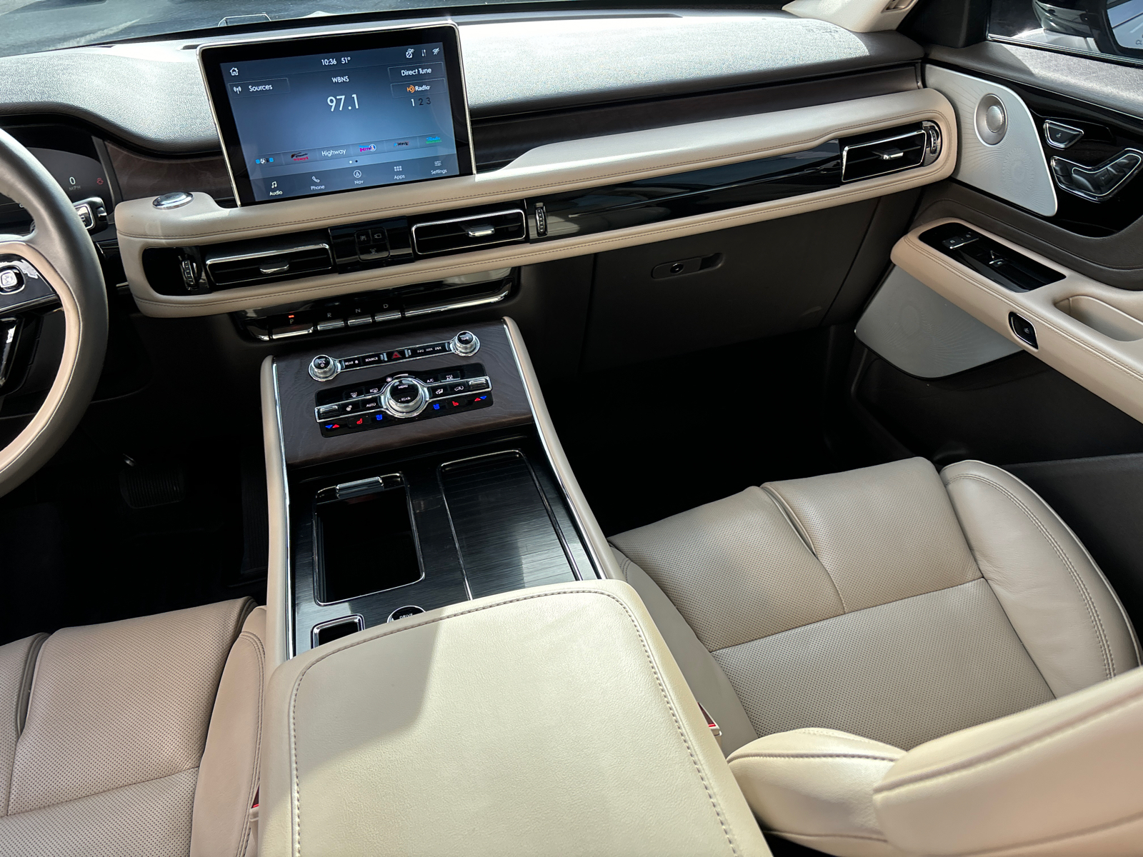 2023 Lincoln Aviator Grand Touring 33