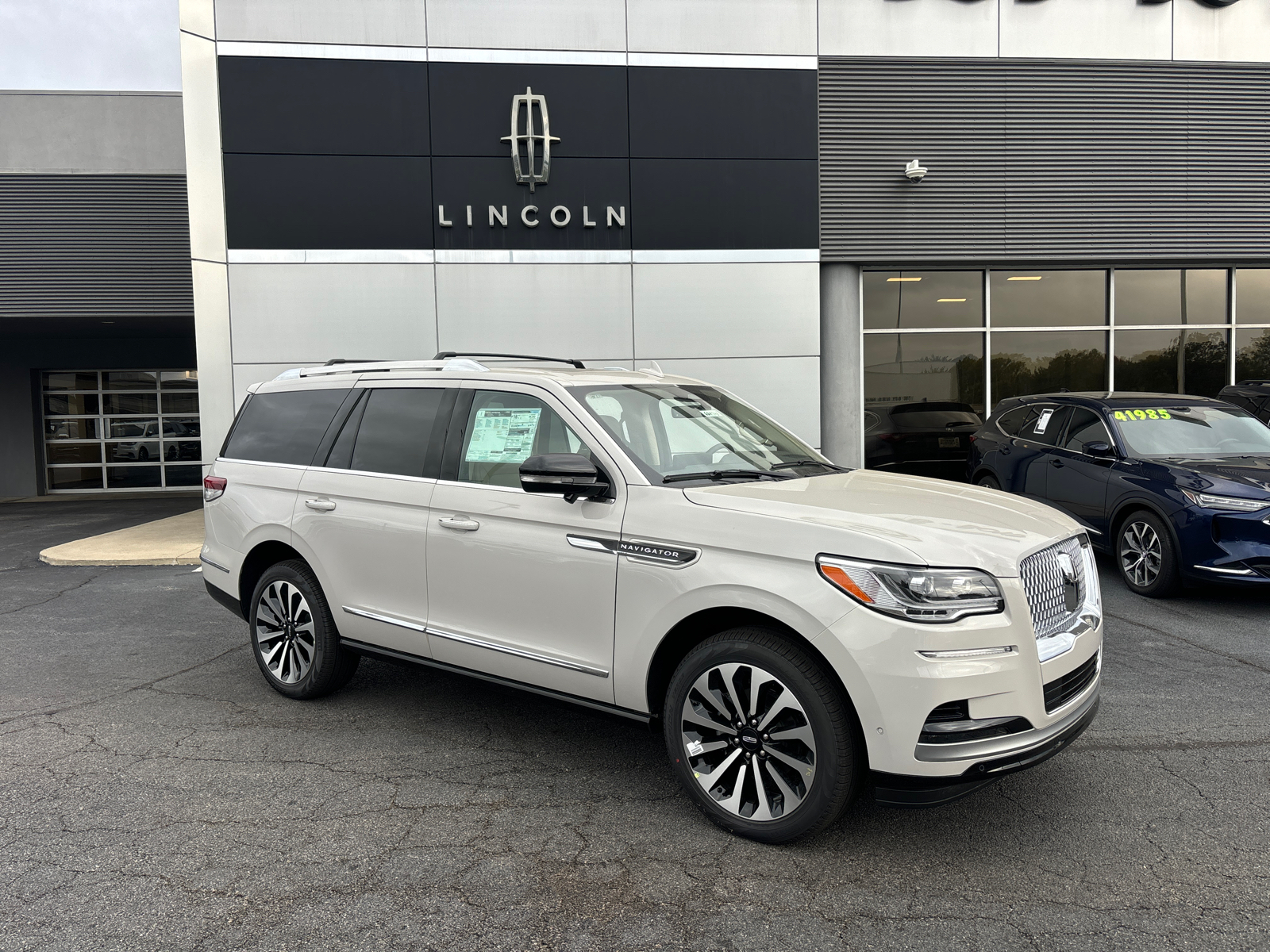 2024 Lincoln Navigator Reserve 1