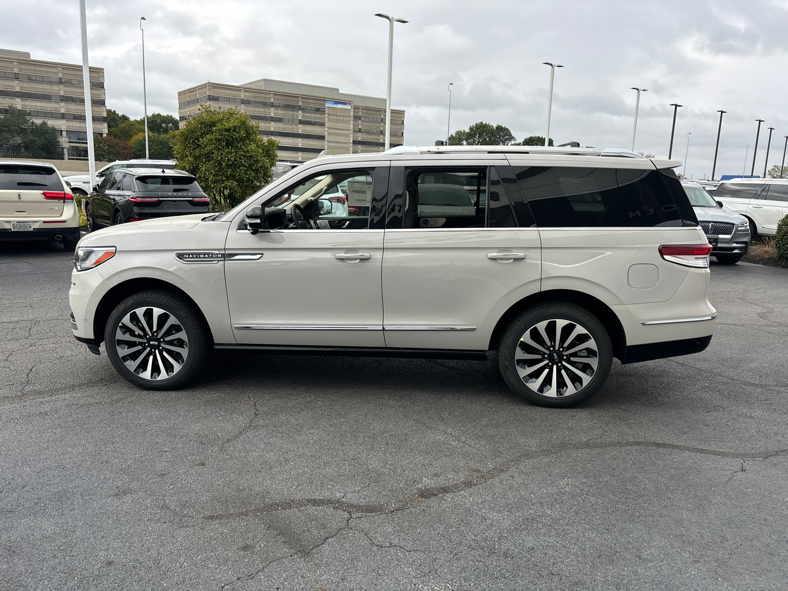 2024 Lincoln Navigator Reserve 4