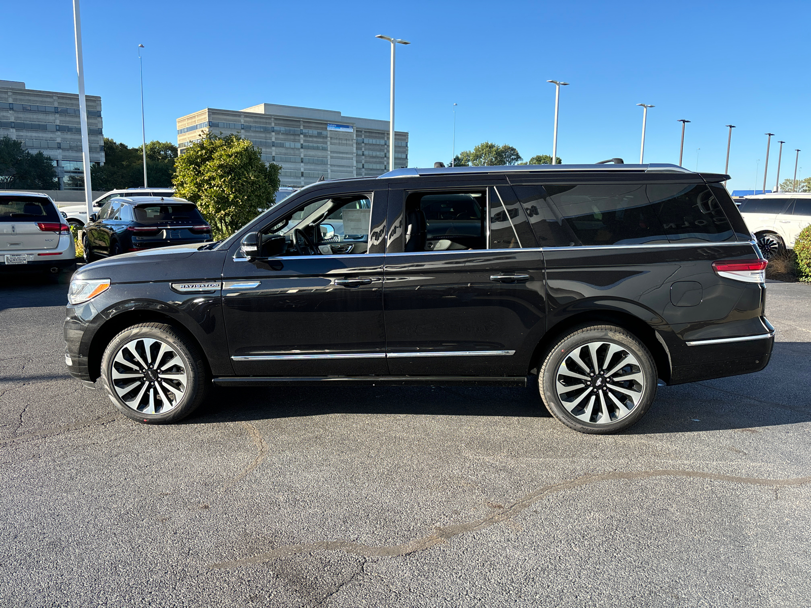 2024 Lincoln Navigator L Reserve 4