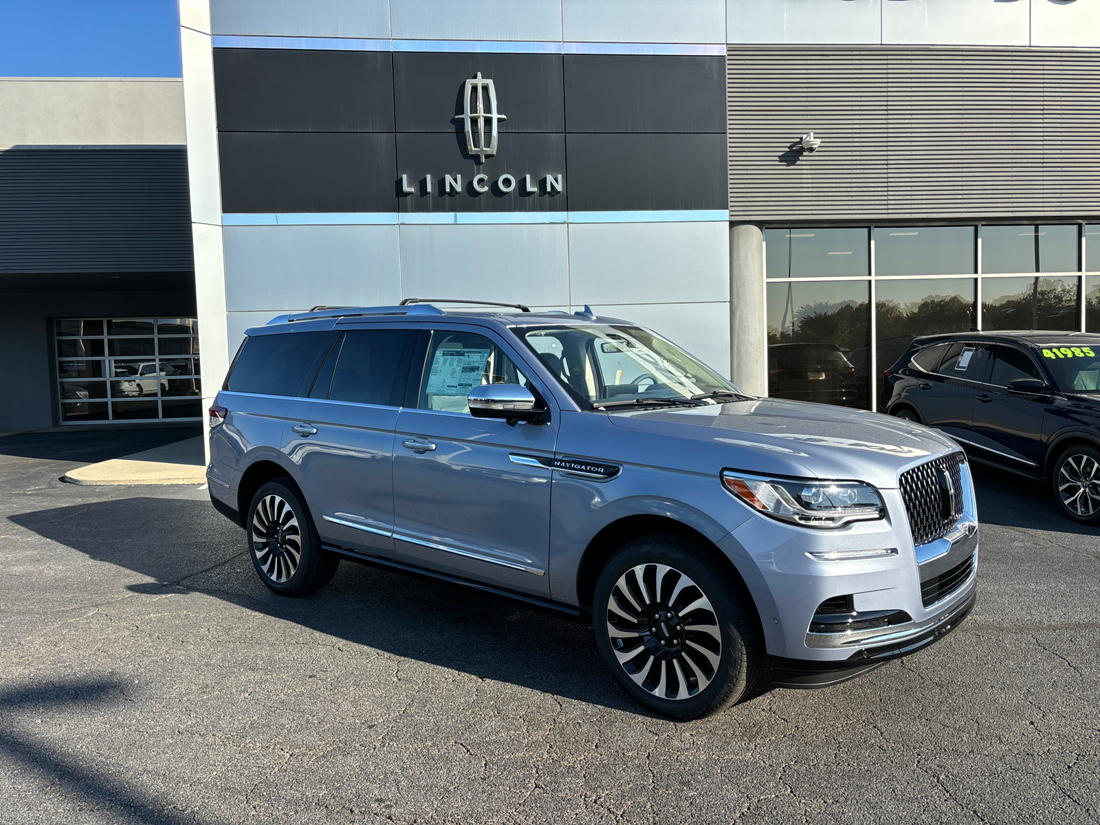 2024 Lincoln Navigator Black Label 1