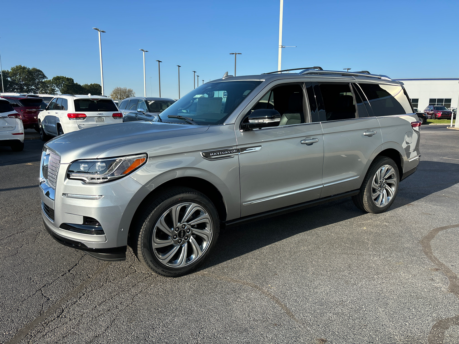 2024 Lincoln Navigator Premiere 3