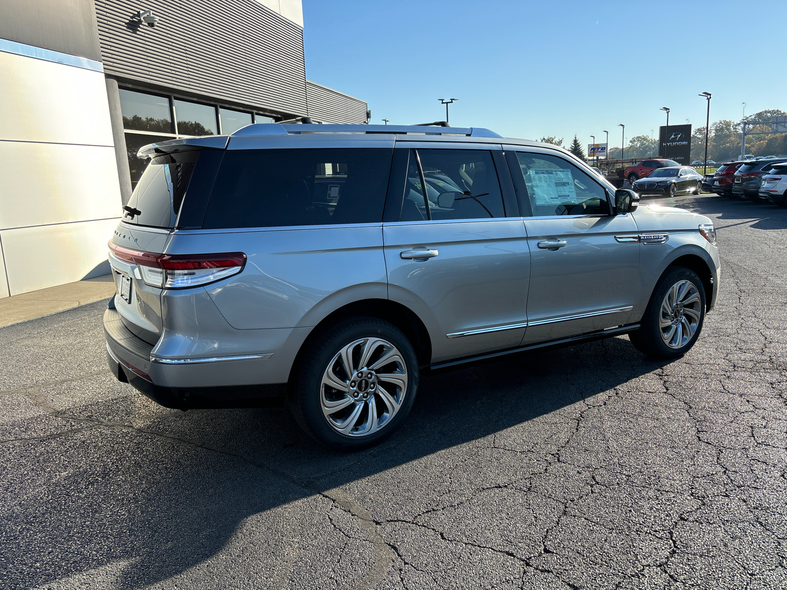 2024 Lincoln Navigator Premiere 7