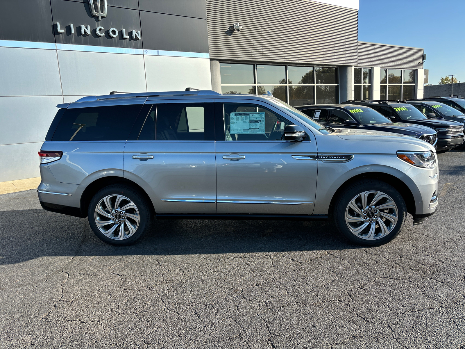 2024 Lincoln Navigator Premiere 8