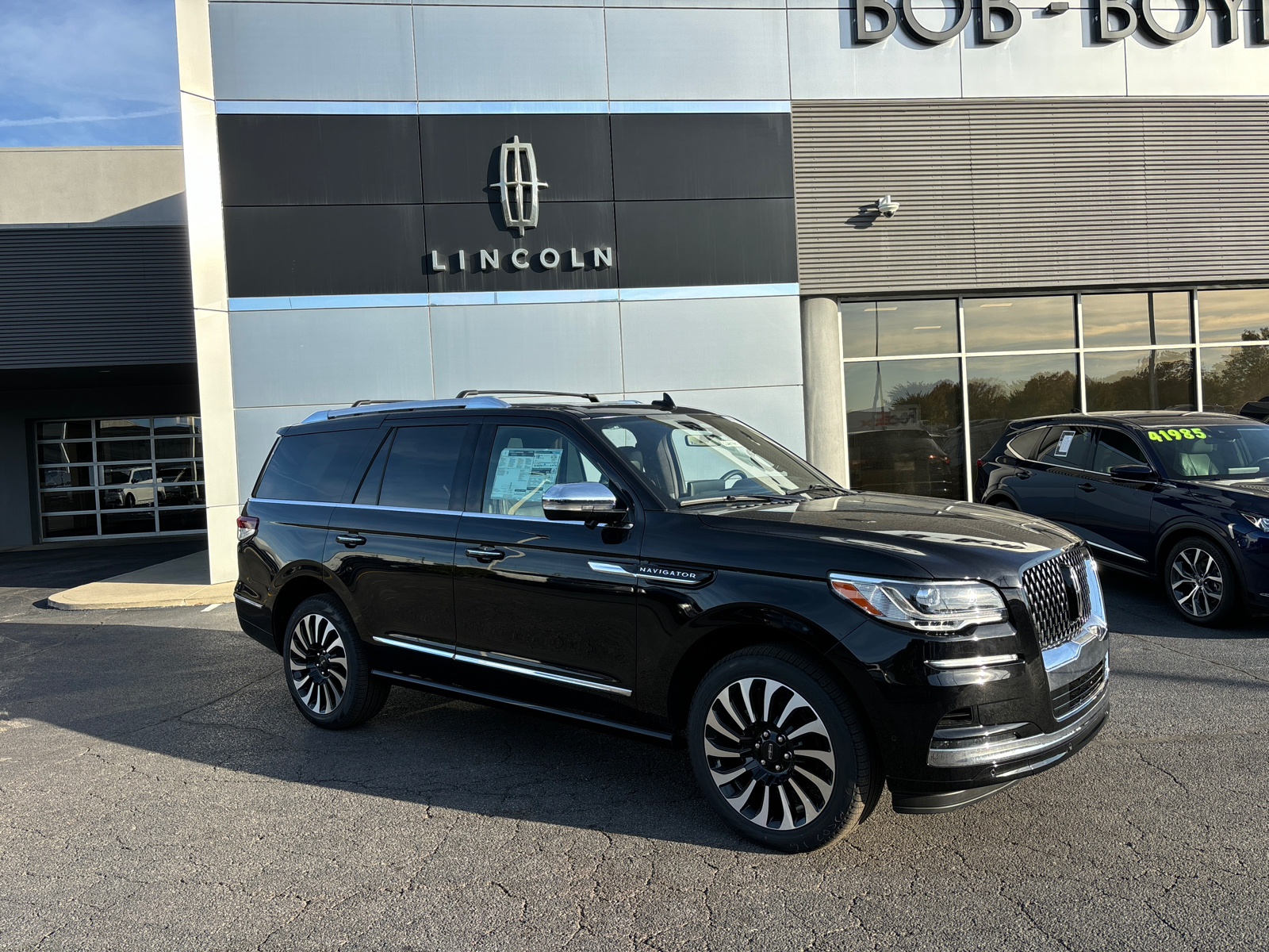 2024 Lincoln Navigator Black Label 1