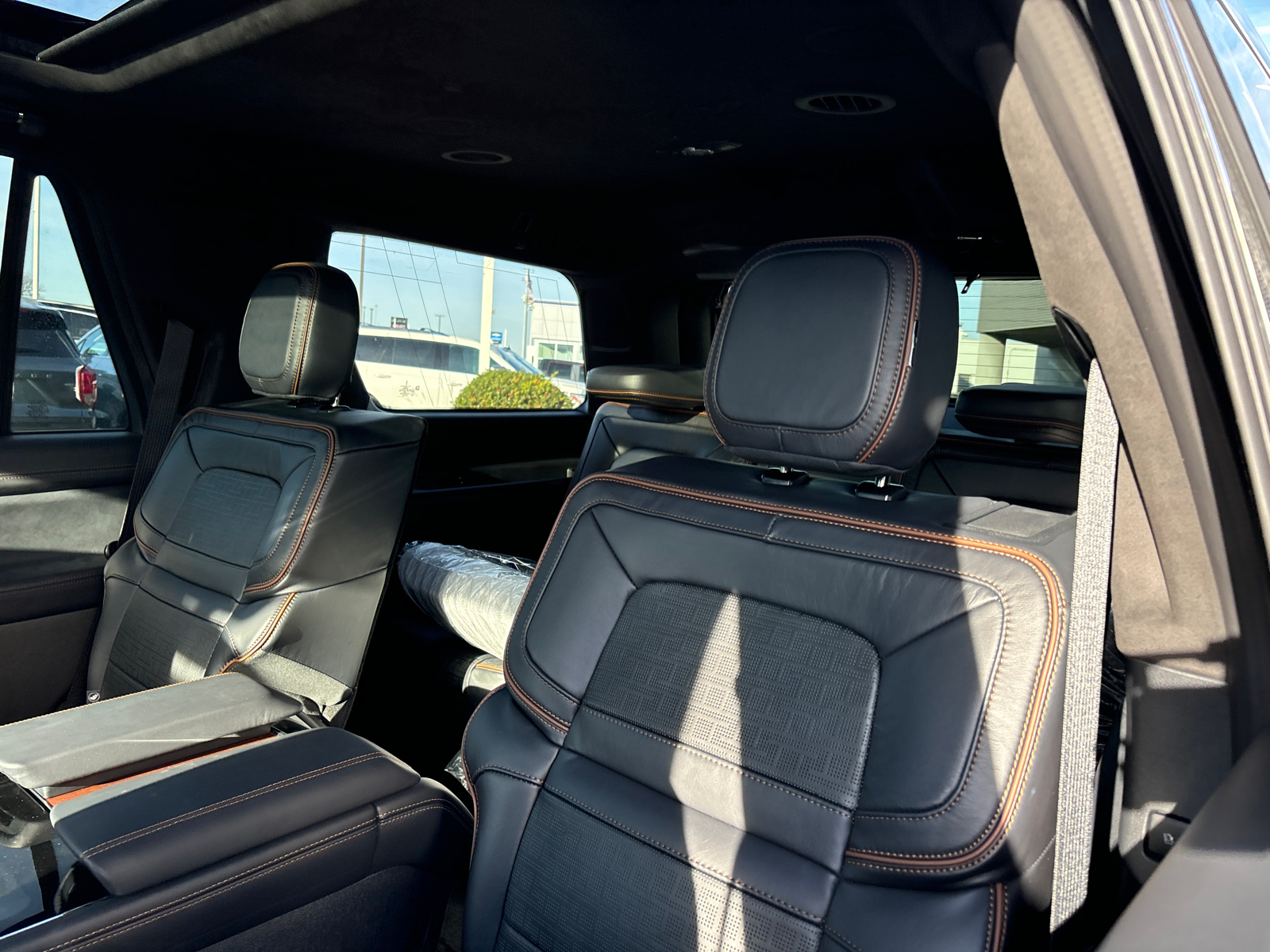 2024 Lincoln Navigator Black Label 27