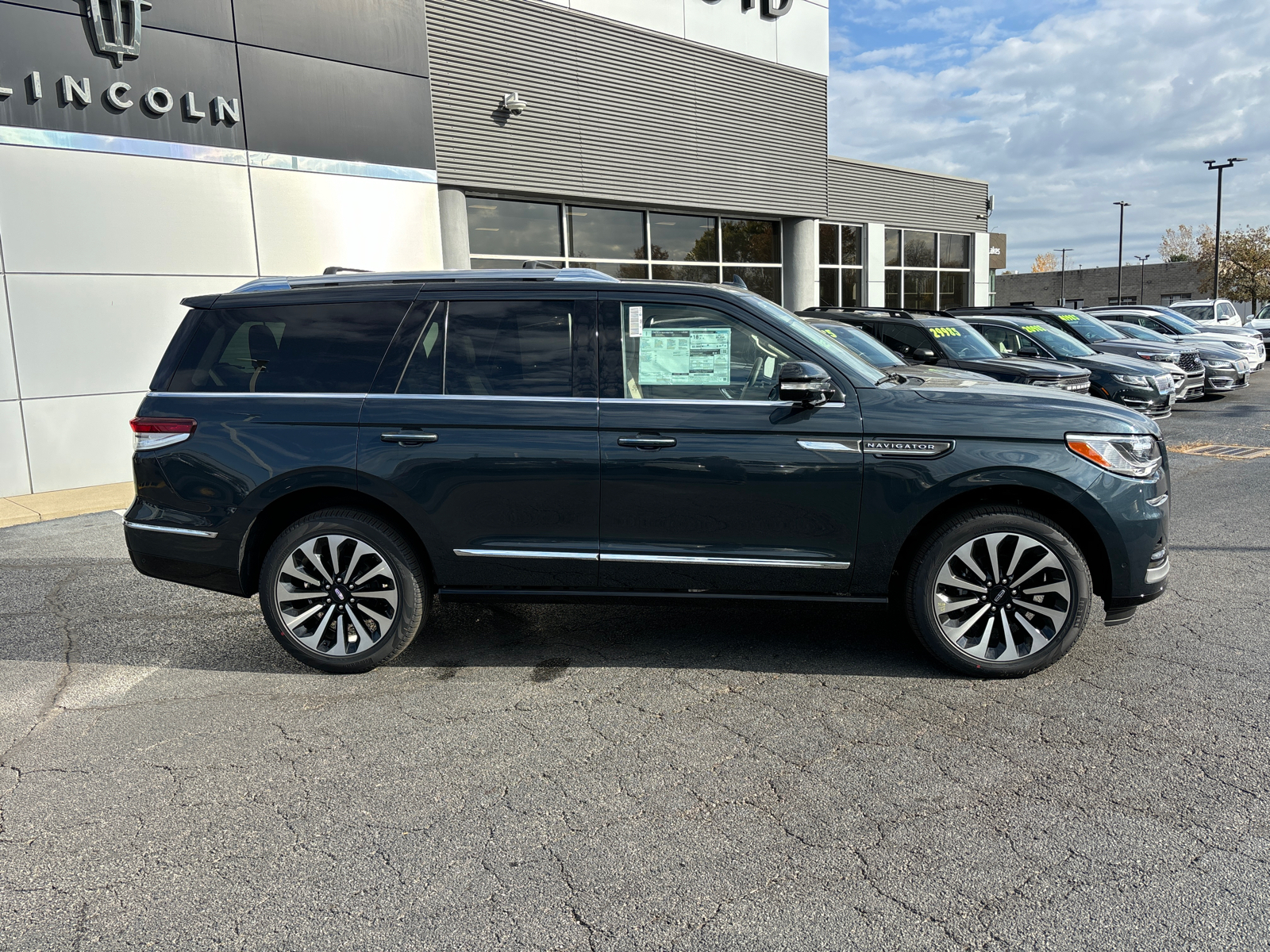 2024 Lincoln Navigator Reserve 8