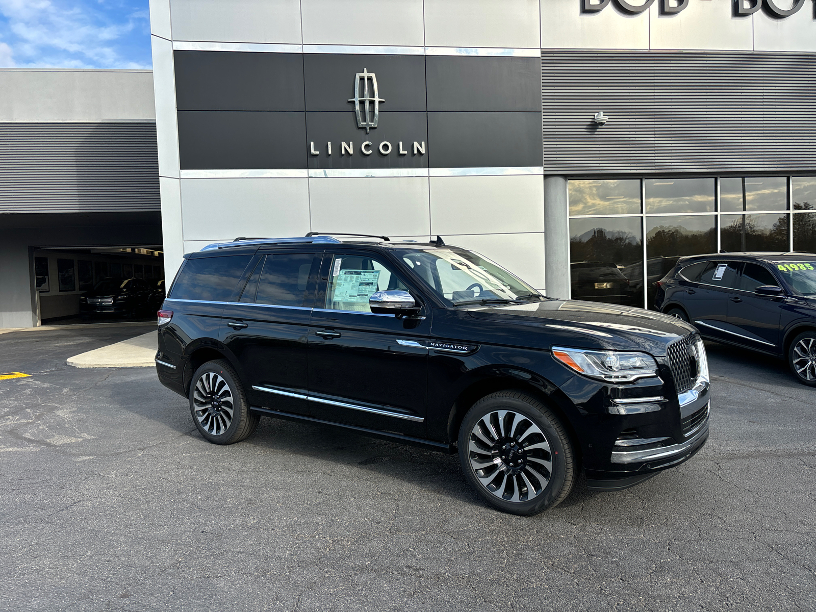 2024 Lincoln Navigator Black Label 1