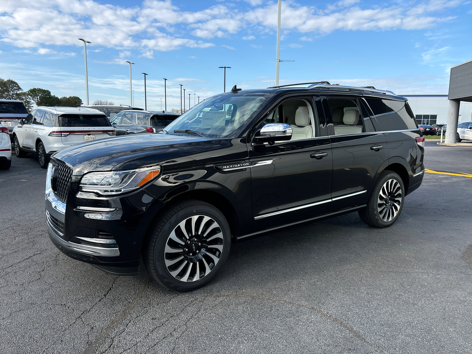 2024 Lincoln Navigator Black Label 3