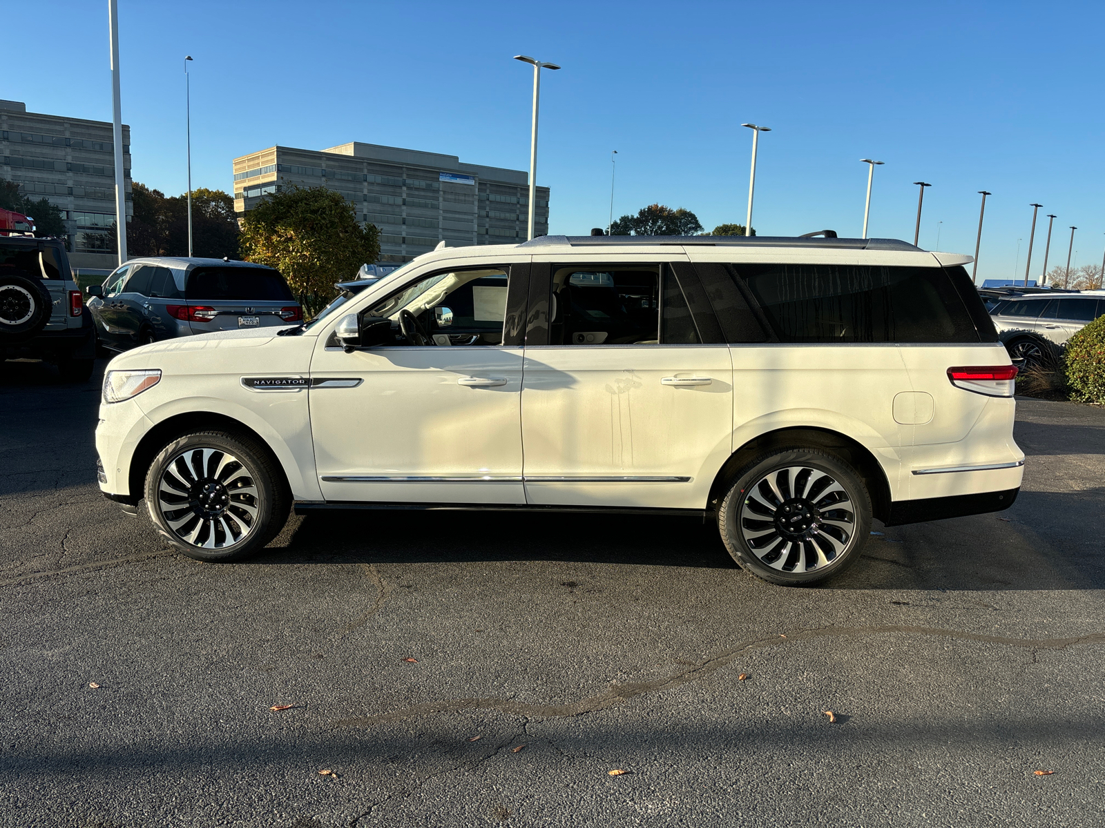 2024 Lincoln Navigator L Black Label 4